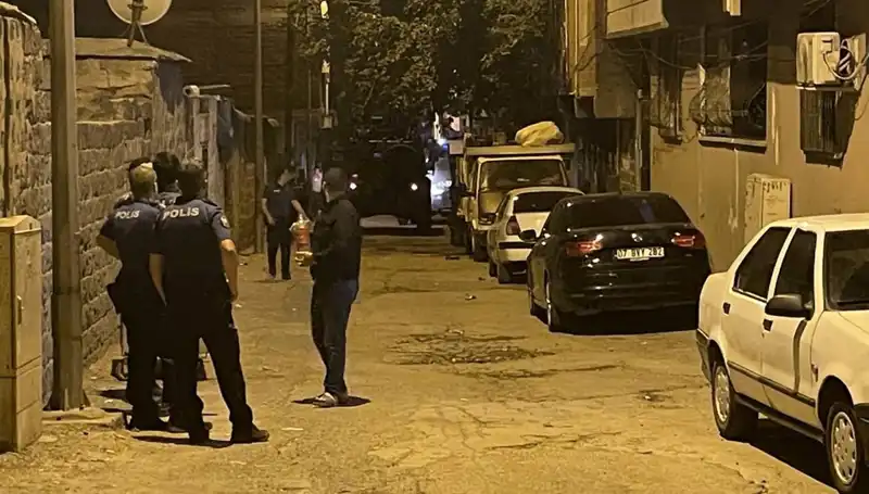 Polise Ateş Açan Zanlı, Bacaklarından Vurularak Ele Geçirildi!