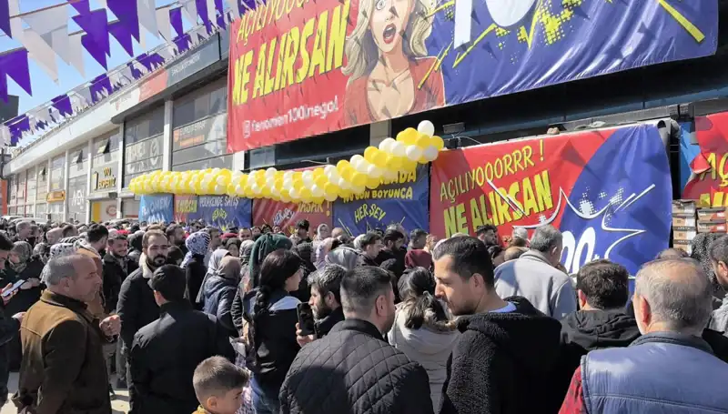 Bursa’da Kış İndirimleri İçin Alışveriş Çılgınlığı: Fırsatlar Kaçmaz!