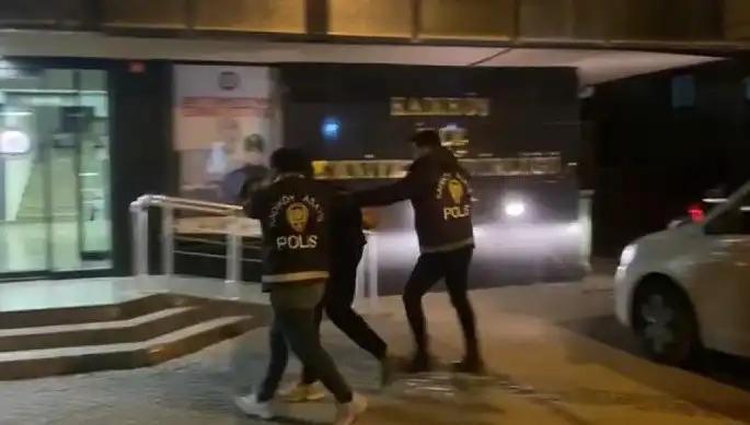 Galatasaray Taraftarına Saldıran Şahıs Uzun Süre Sonra Yakalandı!