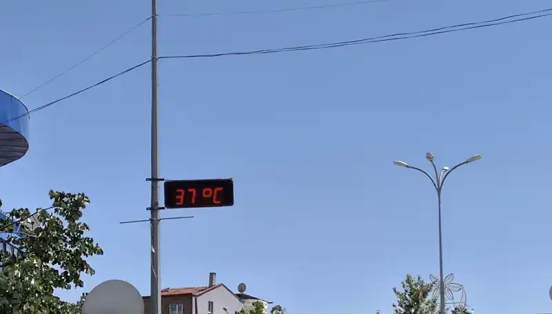Termometreler 38 Dereceye Ulaştı: Yaz Sıcaklarının Zirve Noktası