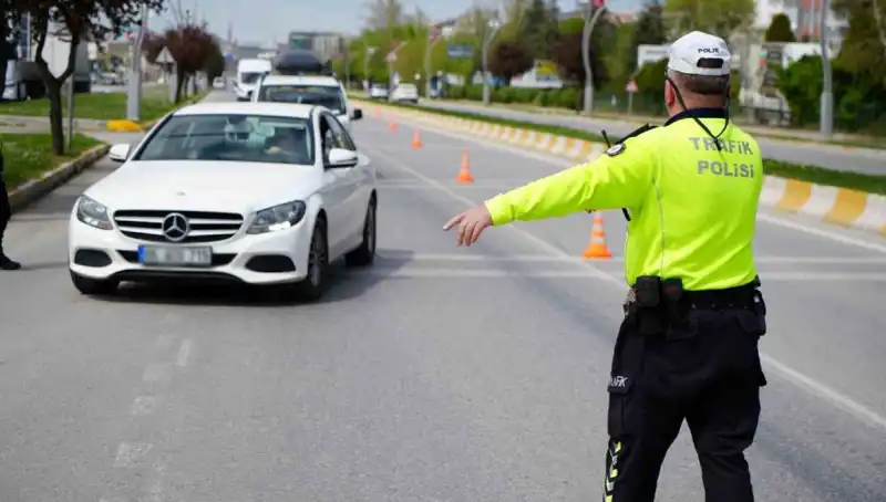 2025'te Yeni Trafik Cezaları: Fiyatlar Artıyor Mu?