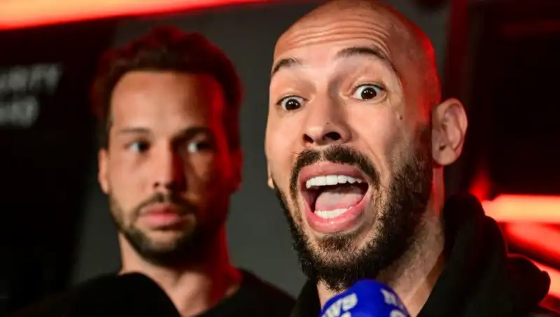 Cinsel İstismar Suçlusu Influencer Romanya'ya Dönerek Skandallara Davetiye Çıkardı