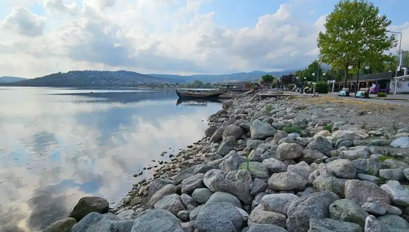 Sapanca Gölü’nde Su Seviyesi Tehlikeli Boyutlara Ulaşıyor