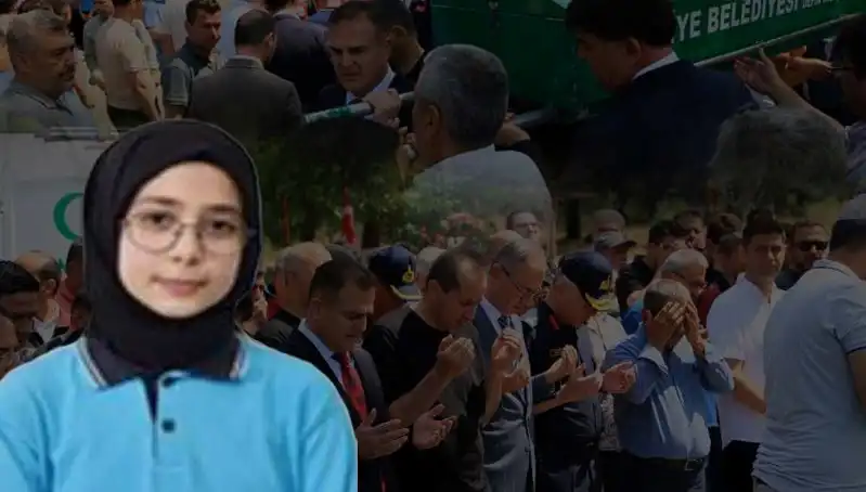 Marmaris Depremi: Hayatını Kaybeden Genç, Sevenlerinin Gözyaşları İçinde Uğurlandı