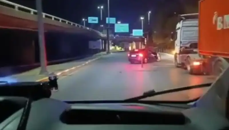 İstanbul'da Büyük Kaçakçılık Operasyonu: 36 Milyon TL'nin Üstünde Ürün Ele Geçirildi