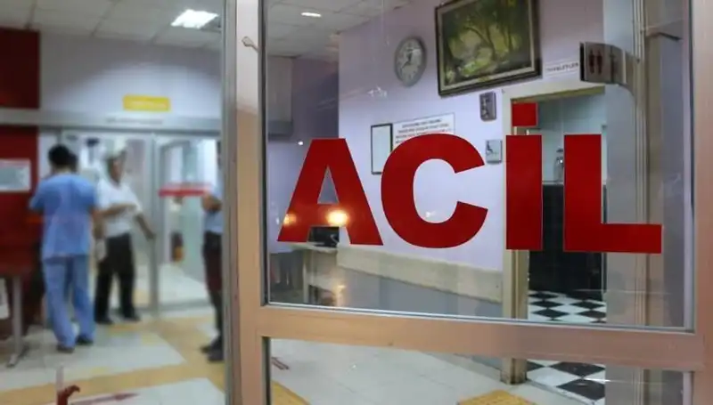 Burdur'da Bıçaklı Kavga: Sokaklarda Panik Yaratacak Olay