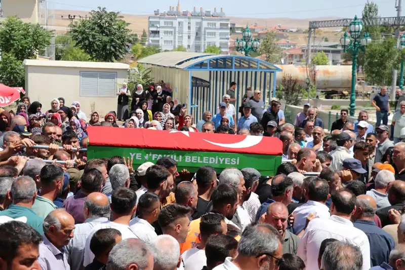 MHP’li Belediye Başkanı İçin Duygusal Veda Töreni Yapıldı