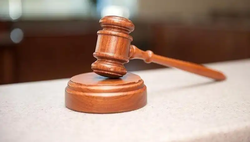 Evde Uyuşturucu Satışı: 8 Yıl 4 Ay Hapis Cezası