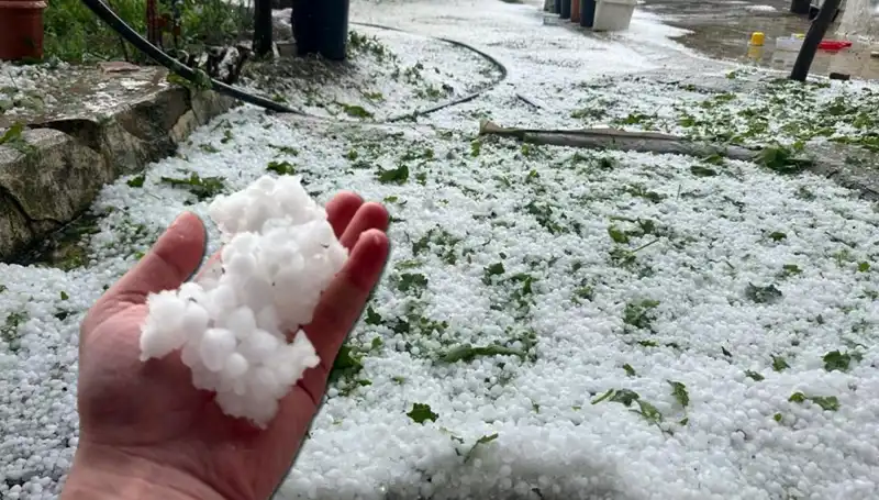 Haziran Ayında Dolu İle Başlayan Beyaz Sürpriz: Her Yer Beyaza Büründü!