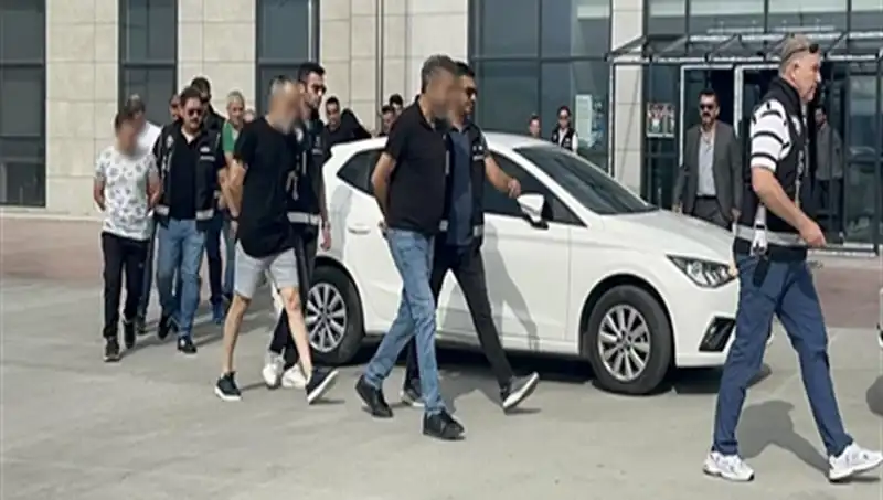 36 Bin Kişiyi Dolandıran Turizm Firması Skandalı Ortaya Çıktı!
