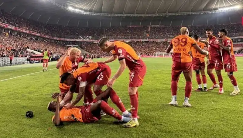 Kıran Kırana Pazarlıklar: Spor Dünyasında Neler Oluyor?