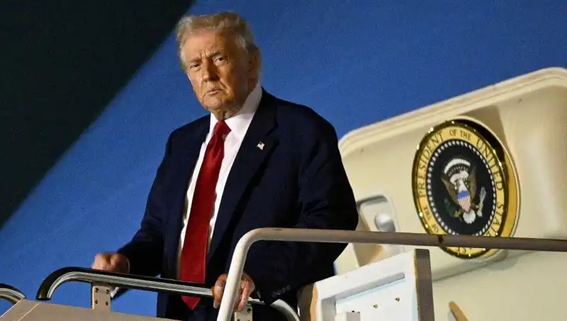 ABD Başkanı Trump, Lahey'deki NATO Zirvesi'nde Sıcak Gelişmeler Bekleniyor