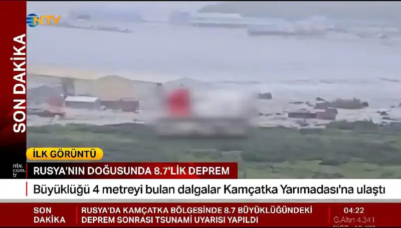 Kamçatka Kıyılarına Ulaşan İlk Tsunami Dalgaları: Felaket mi Yoksa Doğa Harikası mı?