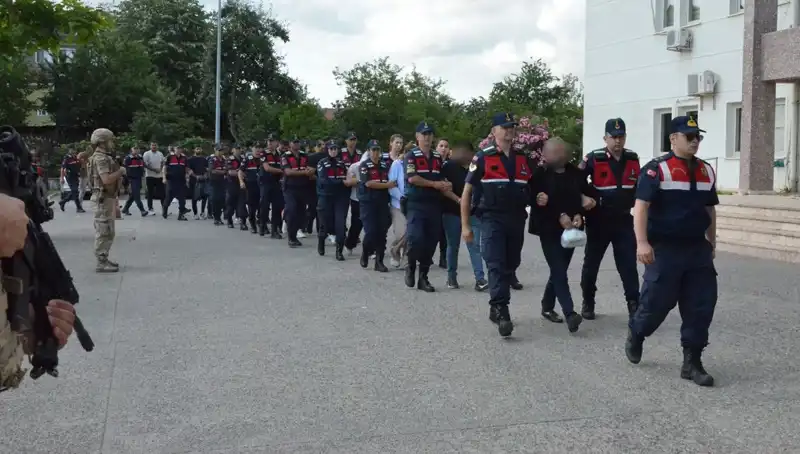 Hacizli Araçları Yeniden Tasarlayıp Satışa Sunan Dolandırıcı Çetesi Çökertildi