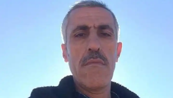 Gençleri Uyardı, Bıçaklı Saldırıya Uğradı: Kanlar İçinde Kaldı!