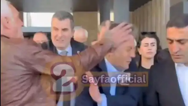 Özgür Özel, AKM Çıkışında Fiziksel Saldırıya Uğradı: Saldırının Ardındaki Sebepler Neler?