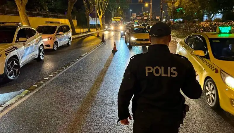 İstanbul'da "Huzur İstanbul" Uygulaması ile 1011 Gözaltı: Detaylar Burada!